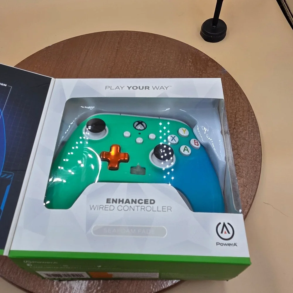 PowerA Enhanced Wired Controller Xbox Series X S Seafoam Fade 1518828-01